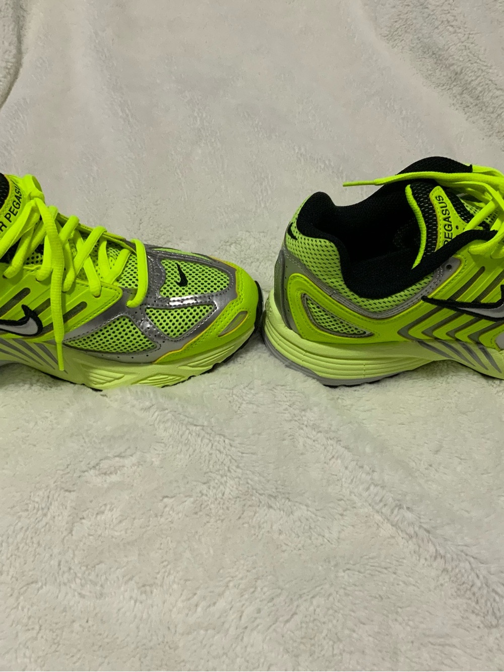 Nike Women's Volt and Black Running Sneakers